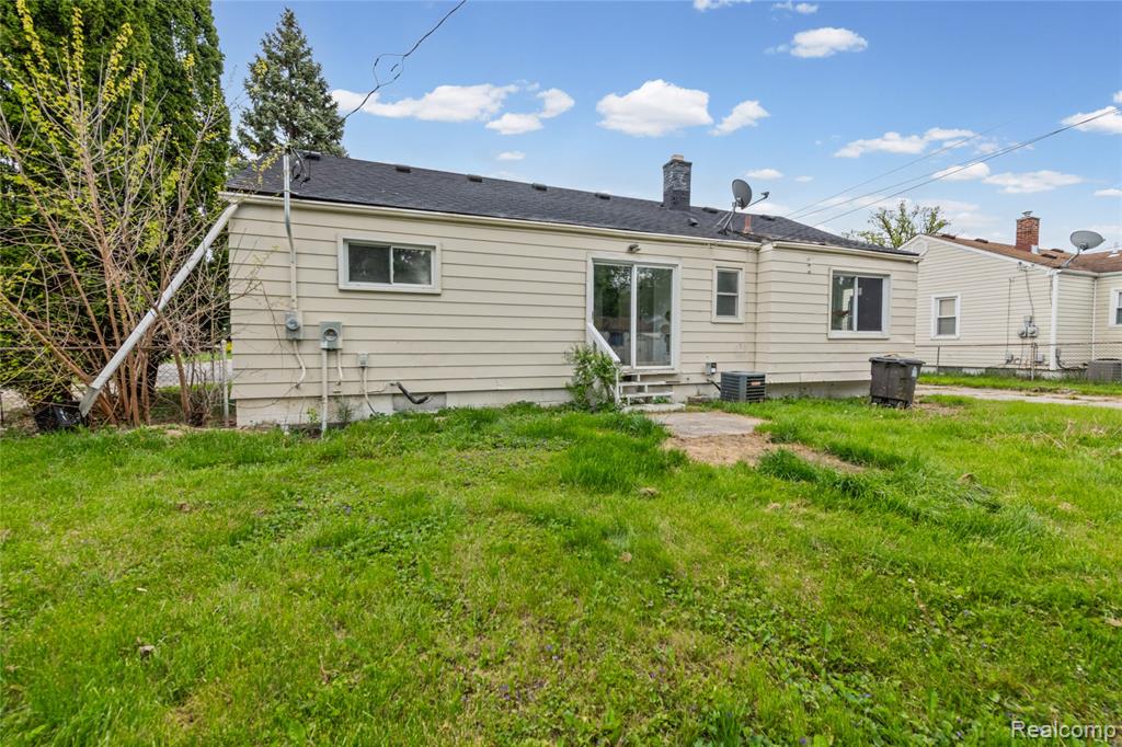 8044 Pelham Road, Taylor, MI 48180 — Photo 26