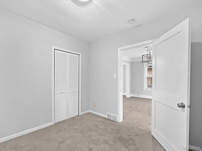 419 W 12 Mile Road, Royal Oak, MI 48073 — Photo 16