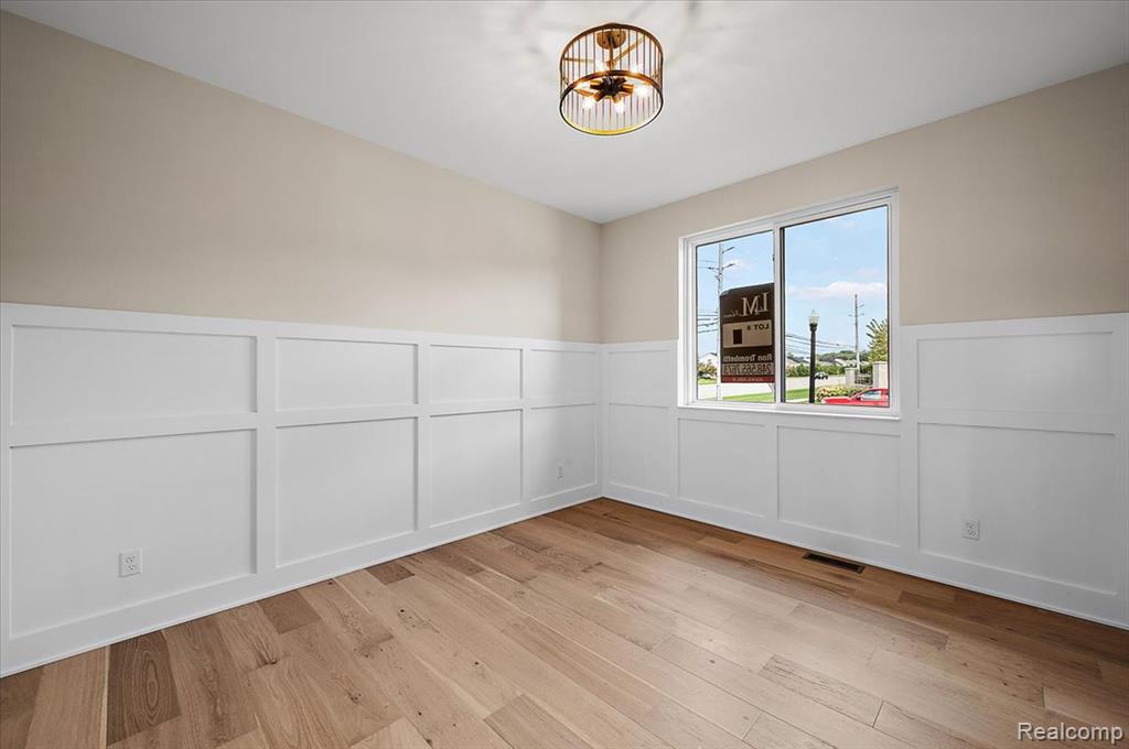 50999 Mistwood Drive, Macomb, MI 48042 — Photo 18