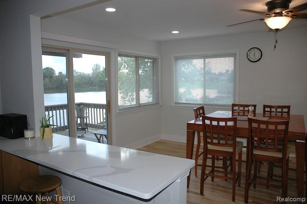 9528 FENHILL Drive, Grand Blanc, MI 48439 — Photo 12