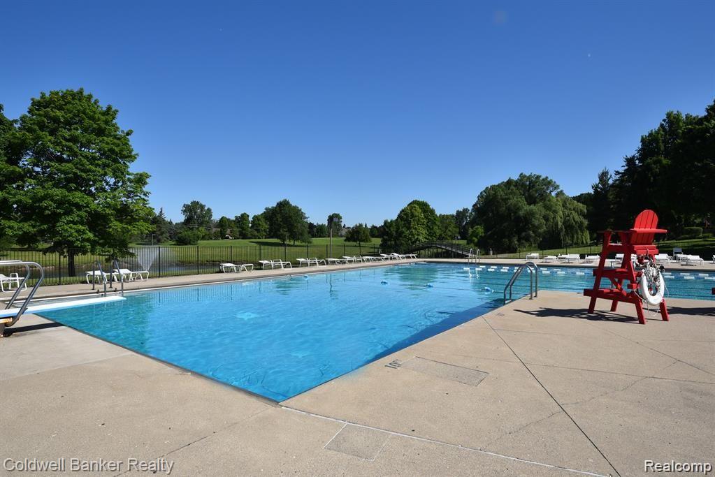 5238 Breeze Hill Place, Troy, MI 48098 — Photo 47