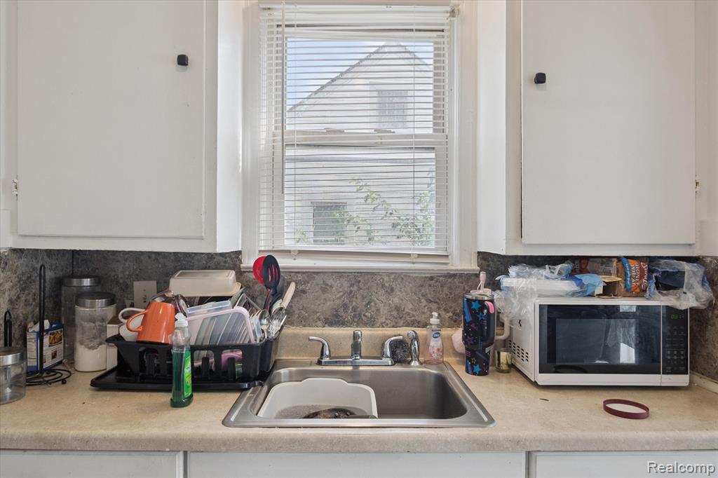 5252 Lodewyck Street, Detroit, MI 48224 — Photo 16