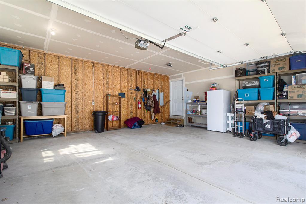 703 N Hughes Road, Howell, MI 48843 — Photo 32