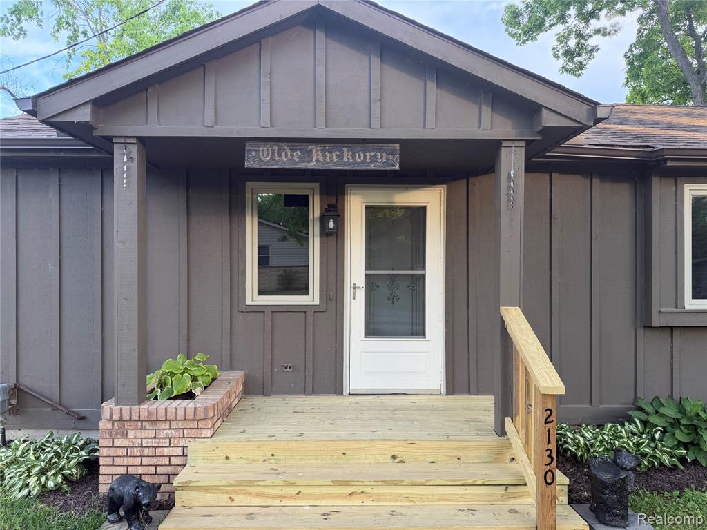 2130 Webster Park Drive, Howell, MI 48843 — Photo 4