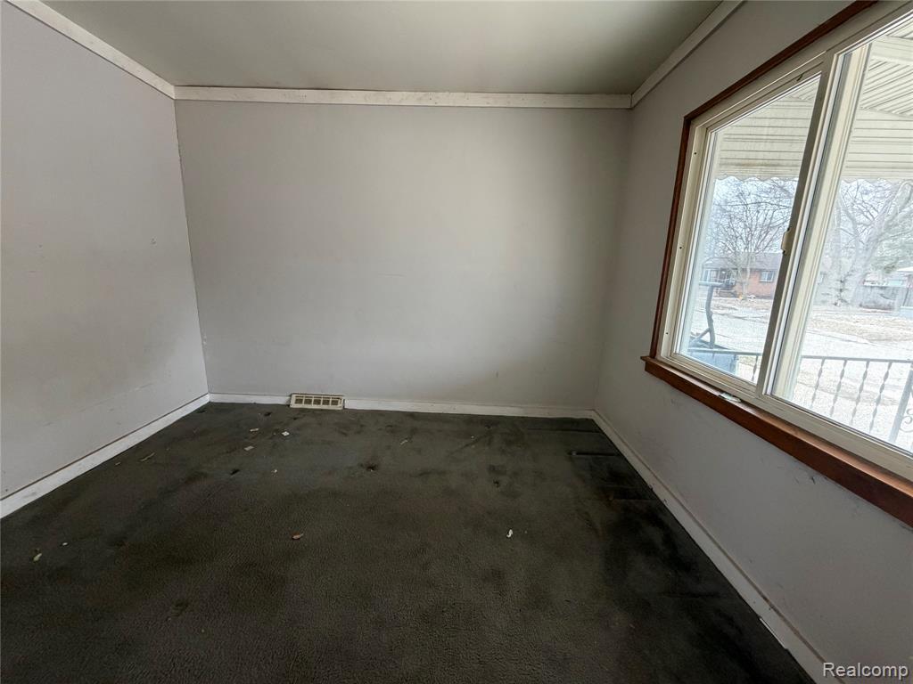 8249 Packard Avenue, Warren, MI 48089 — Photo 12