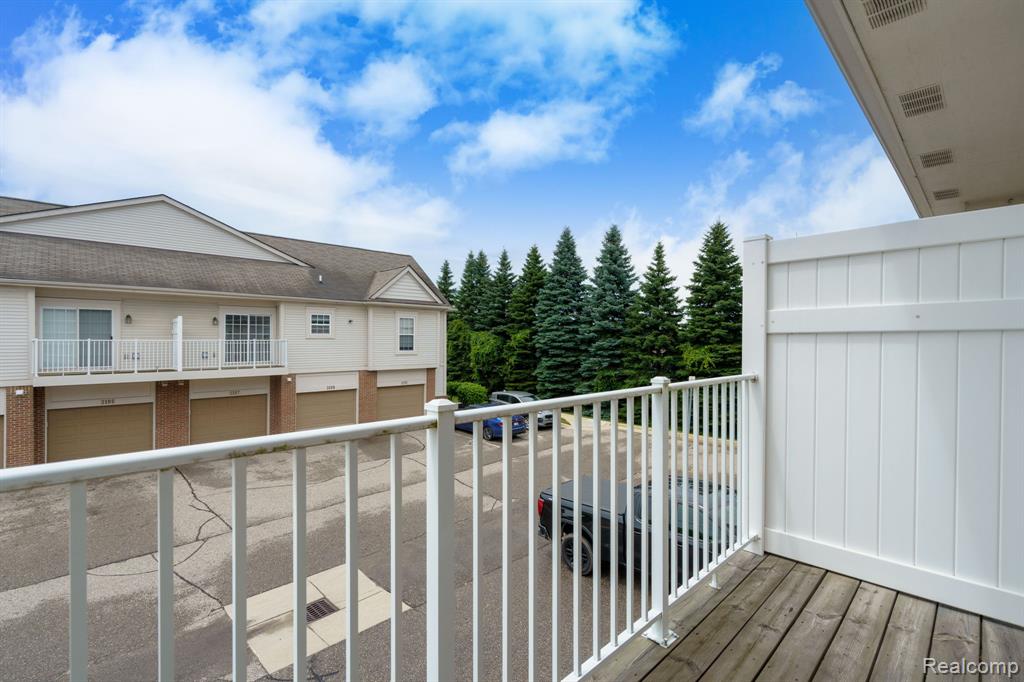 5200 ADDINGTON Drive, 49, Commerce Twp, MI 48390 — Photo 29