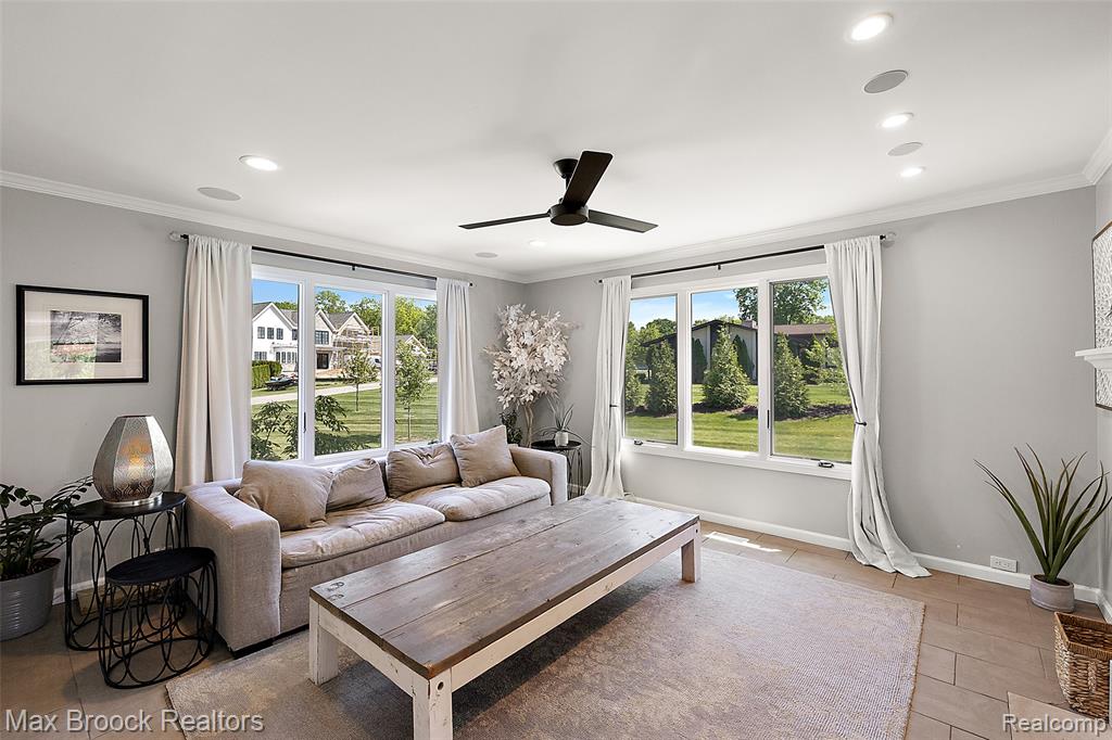 1933 Lone Pine Road, Bloomfield Hills, MI 48302 — Photo 15