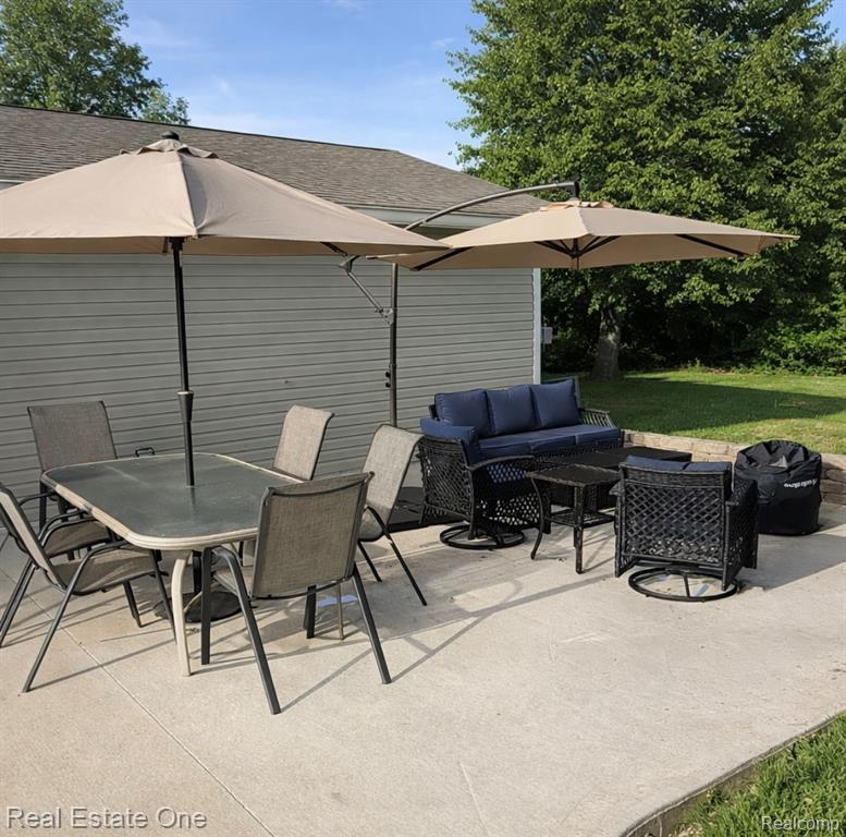 11392 E Carpenter Road, Davison, MI 48423 — Photo 31
