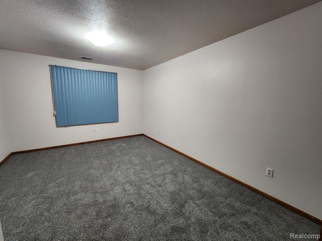 1595 HARBOUR Boulevard, 153, Trenton, MI 48183 — Photo 7