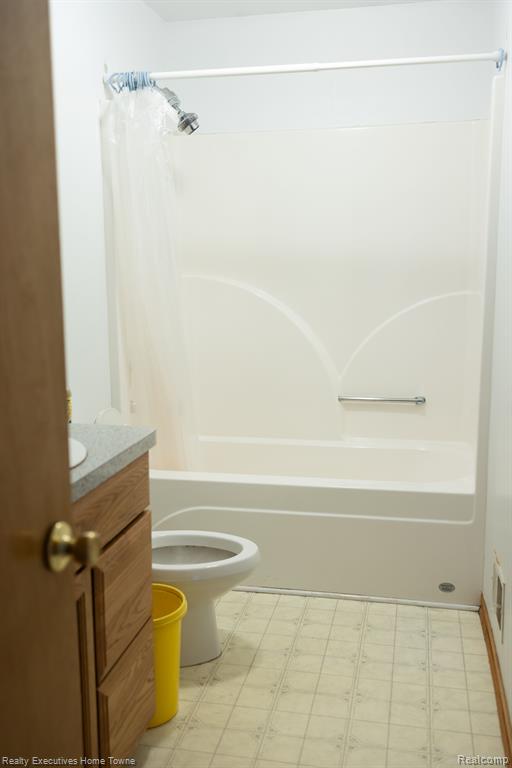 5237 TAFT Road, Clay, MI 48001 — Photo 26