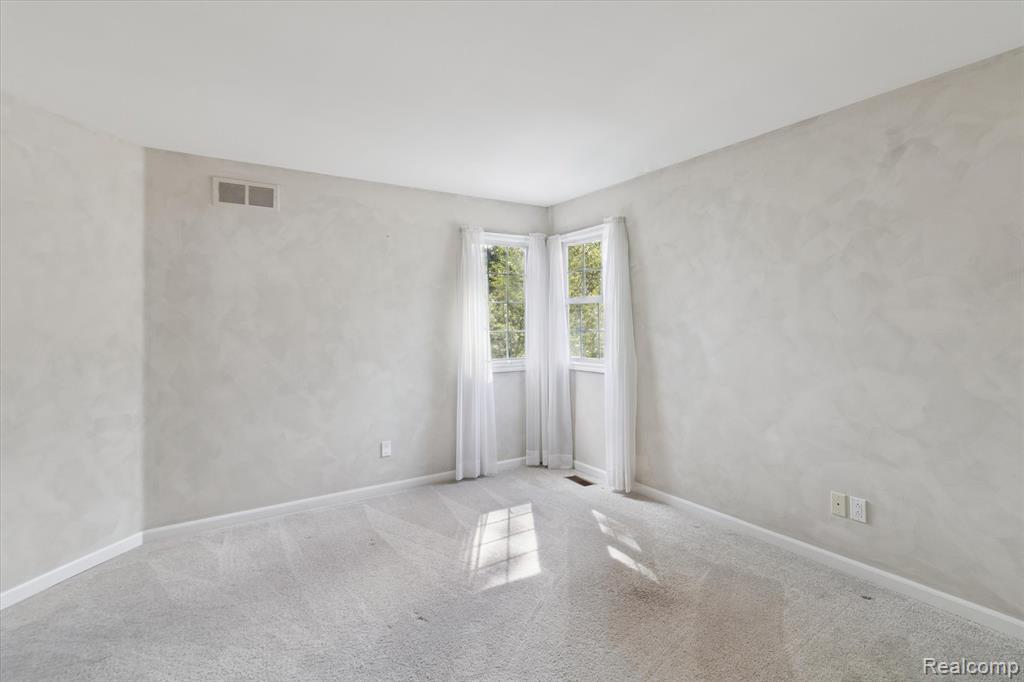 39568 Dun Rovin Drive, Northville, MI 48168 — Photo 26