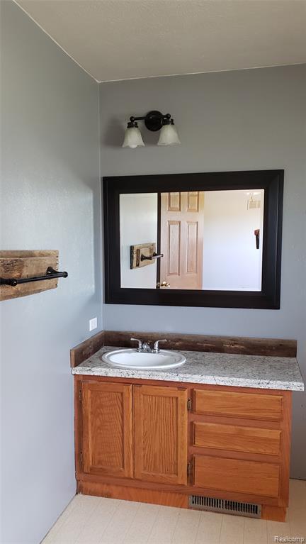 12793 Gibbs Road, Springport, MI 49284 — Photo 22