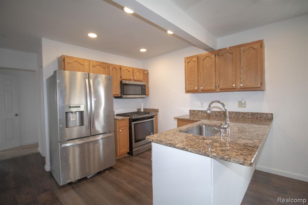 35799 Park Place, Romulus, MI 48174 — Photo 5