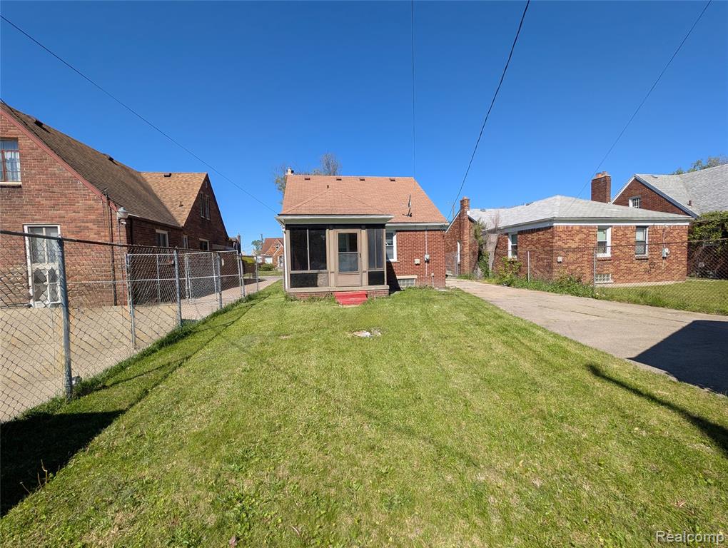 19160 FREELAND Street, Detroit, MI 48235 — Photo 25