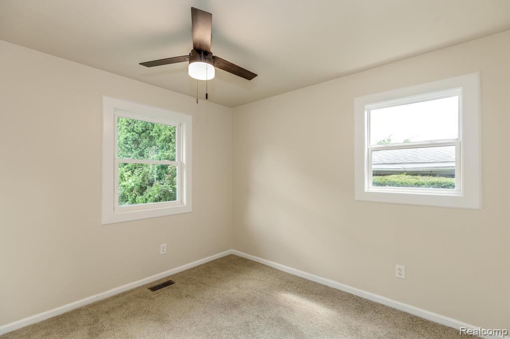 827 MADISON Street, Ypsilanti, MI 48197 — Photo 15