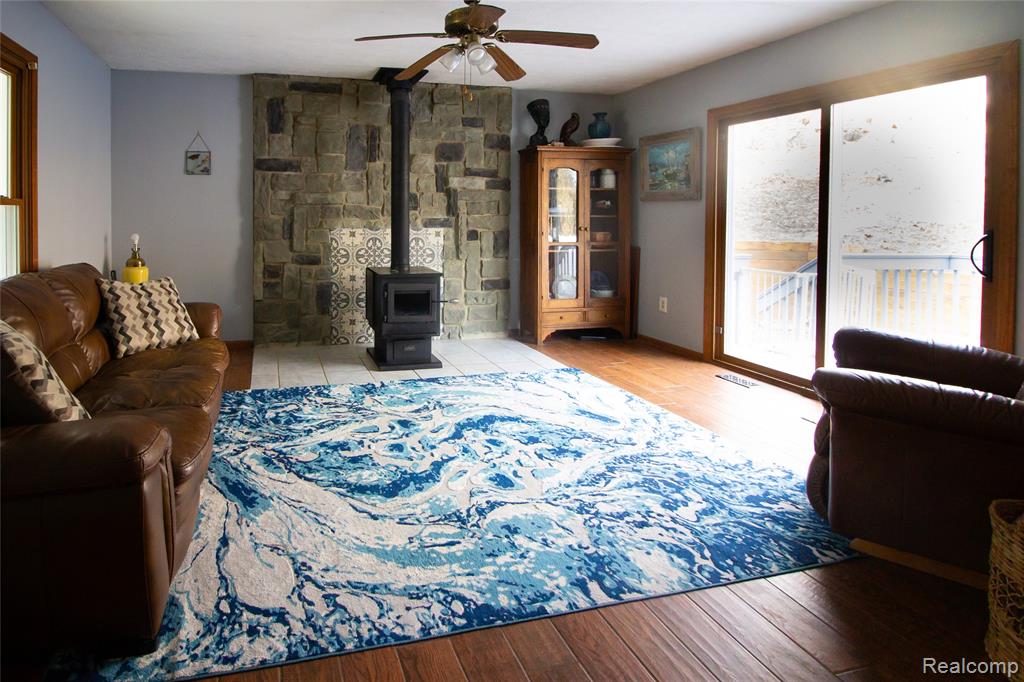 2477 Spruce Ridge, Howell, MI 48855 — Photo 11