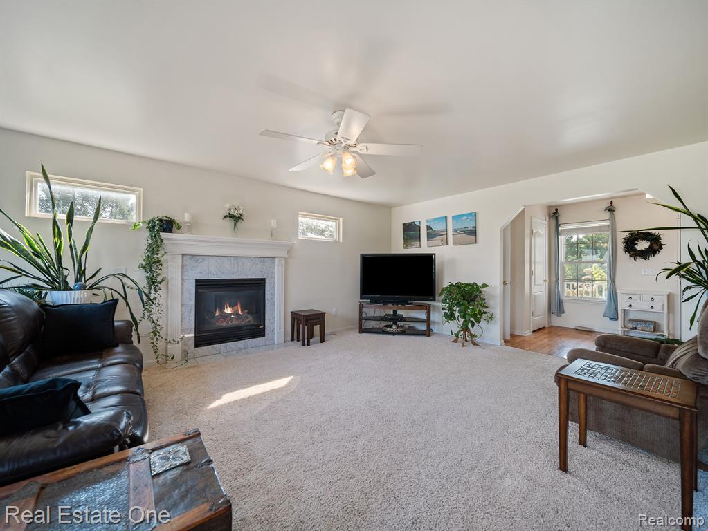 7796 LANGE Road, Fowlerville, MI 48836 — Photo 6