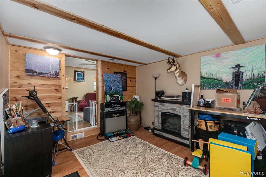 6092 Northrup Drive, Waterford, MI 48329 — Photo 15