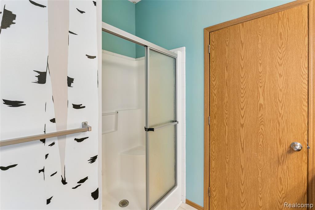 4587 Brown Road, Vassar, MI 48768 — Photo 38