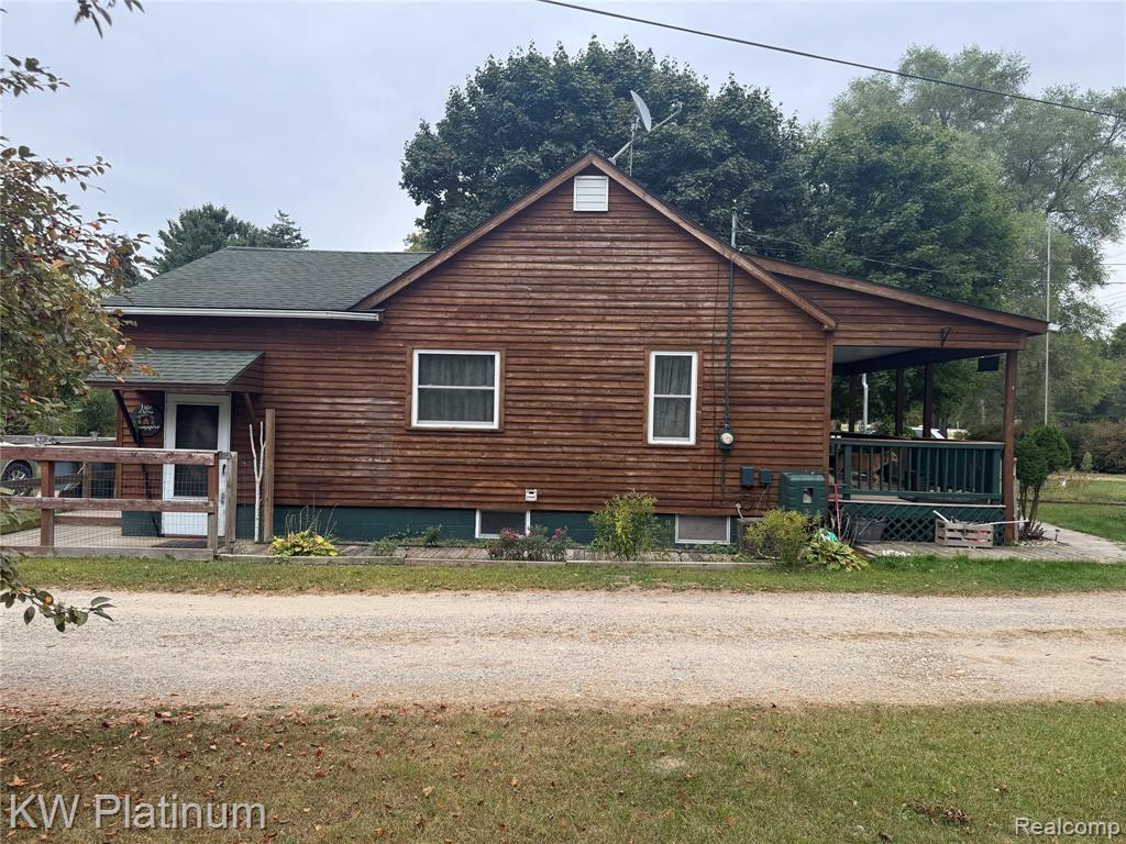 2669 Imlay City Road N, Lapeer, MI 48446 — Photo 21