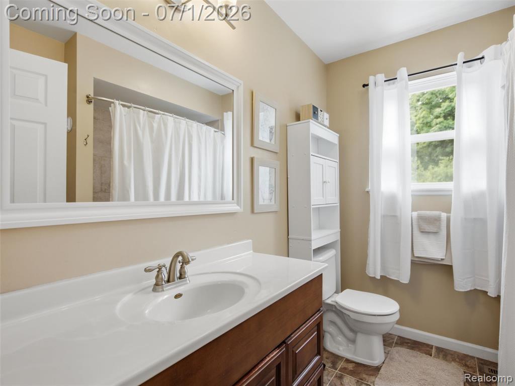 6195 Lake Forest Drive, Grand Blanc, MI 48439 — Photo 28