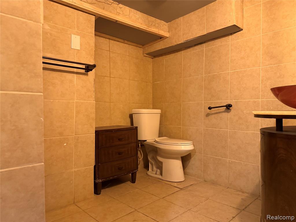 239 EASON Street, Highland Park, MI 48203 — Photo 38