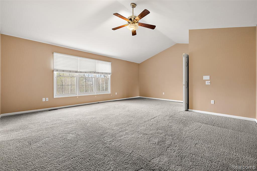 5699 Applegrove Drive, West Bloomfield, MI 48324 — Photo 18