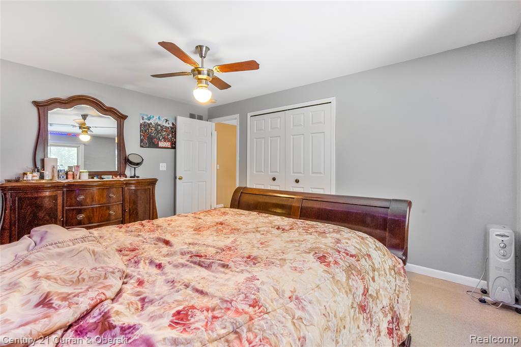 5994 Glen Eagles Drive, West Bloomfield, MI 48323 — Photo 34