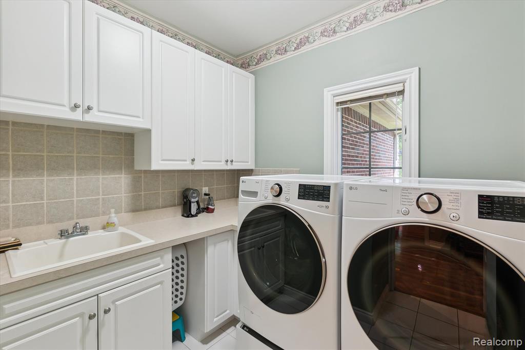 4294 Dominion Boulevard, Brighton, MI 48114 — Photo 31