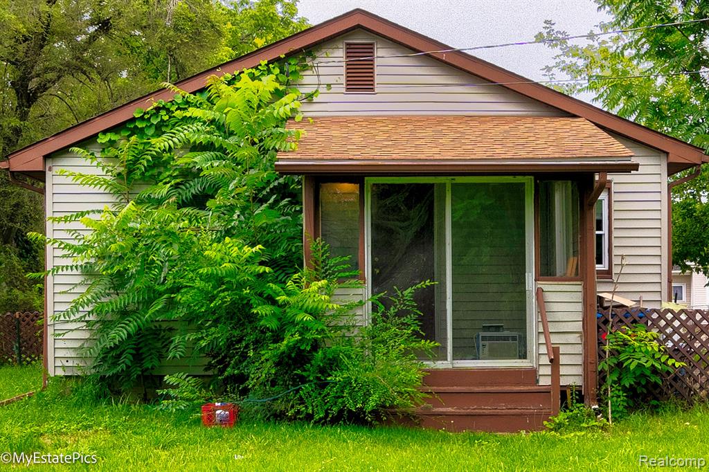 925 MADISON Street, Ypsilanti, MI 48197 — Photo 16