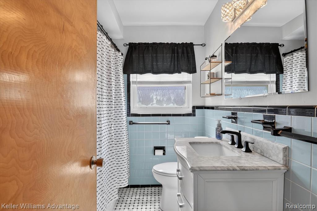 4000 Tulane Street, Dearborn Heights, MI 48125 — Photo 17