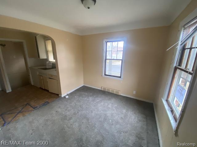 18904 Mallina Street, Grosse Pointe, MI 48236 — Photo 21