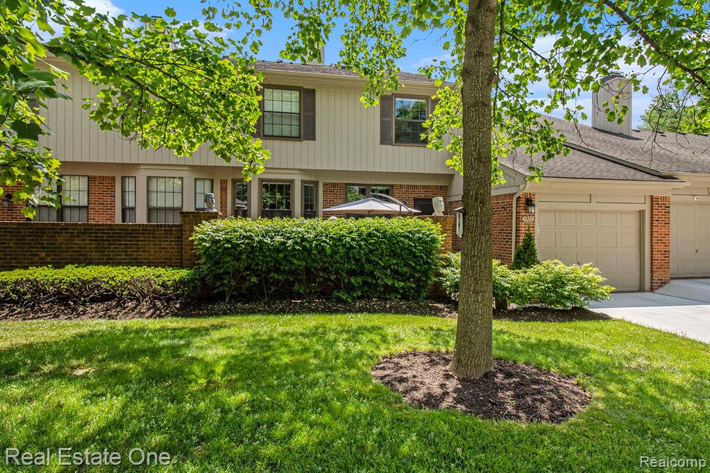 7311 GREEN FARM Road, West Bloomfield, MI — Photo 2