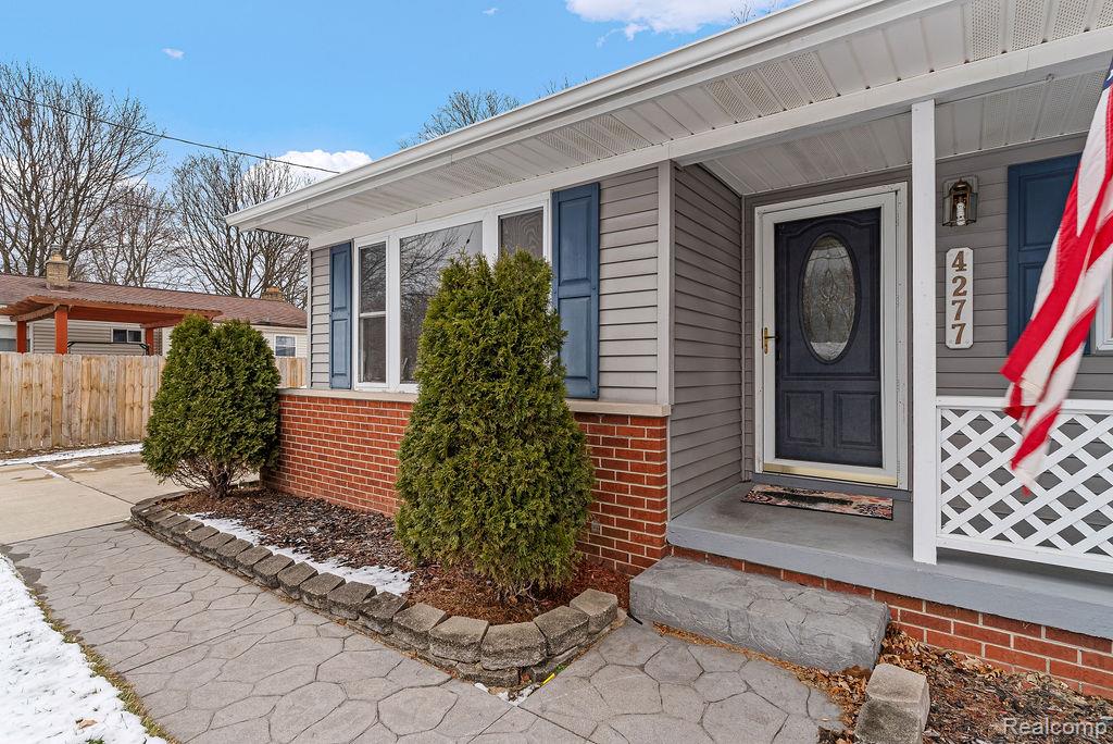 4277 Ashlawn Drive, Flint, MI 48507 — Photo 6