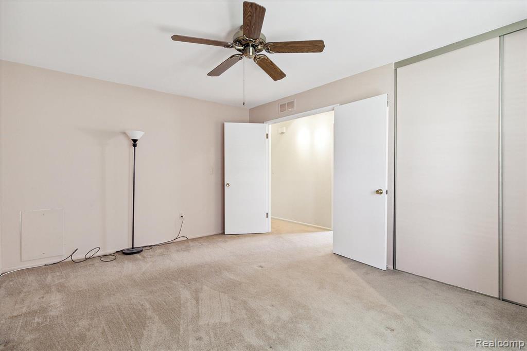 39809 VILLAGE WOOD Lane, Novi, MI — Photo 13