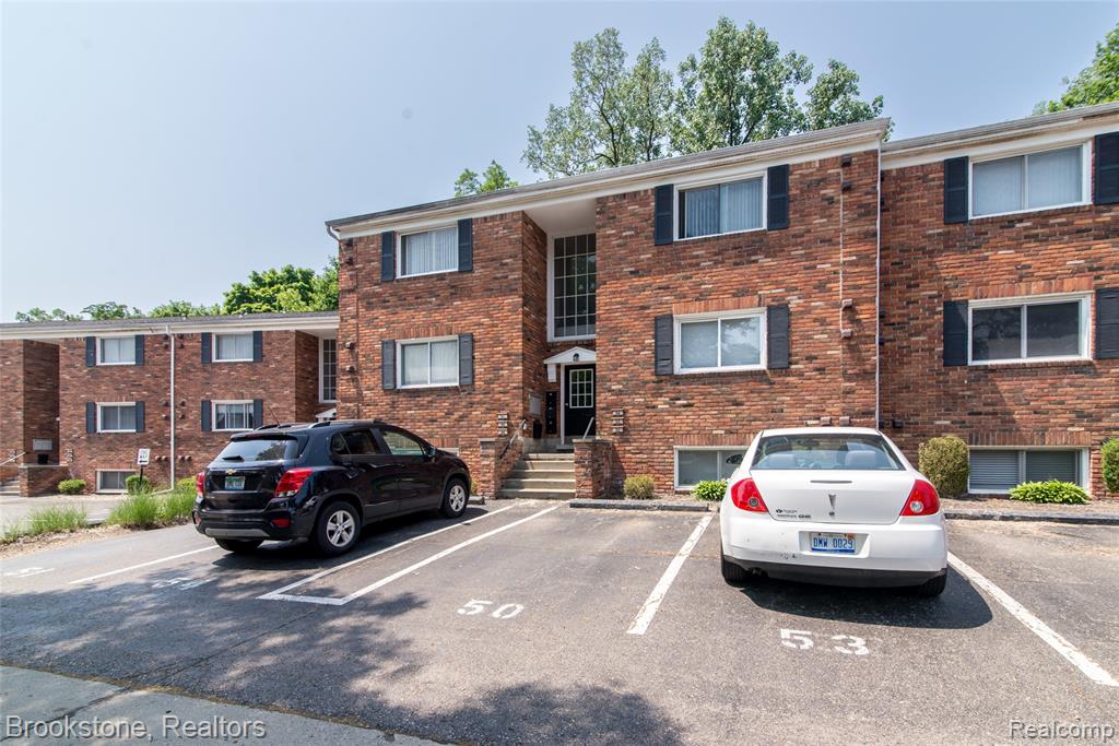 31831 Grand River Avenue, 49, Farmington, MI 48336 — Photo 15