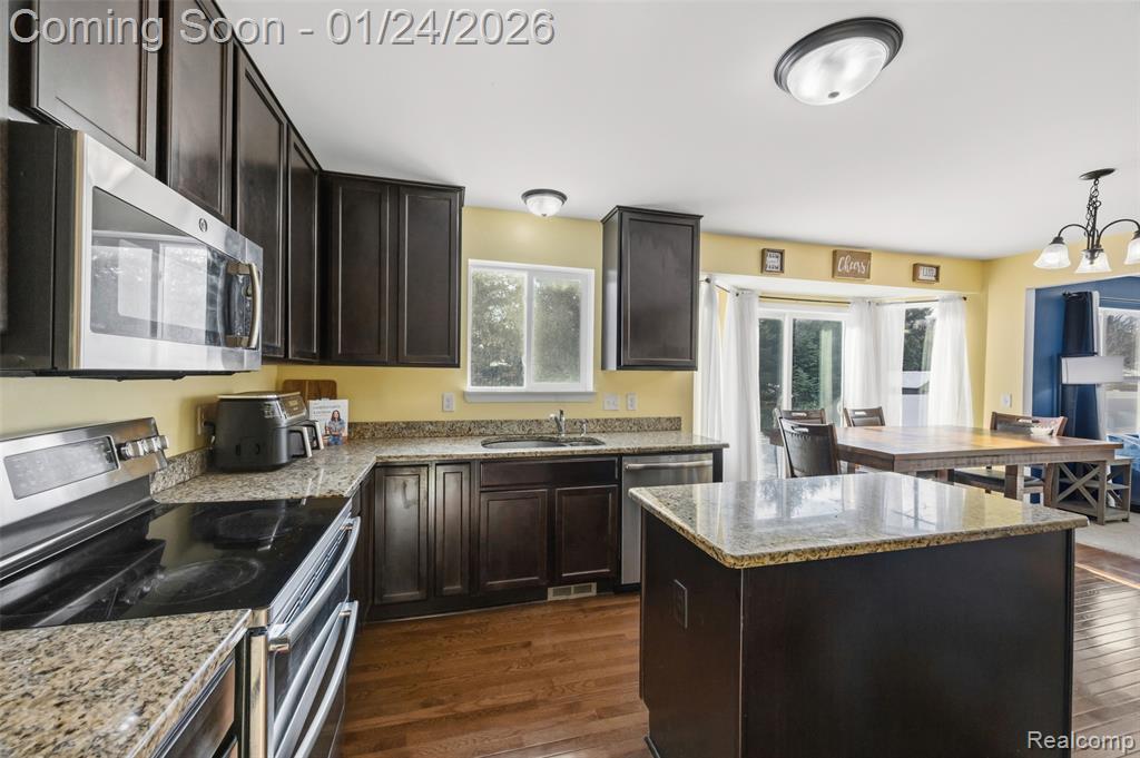 9005 Birch Pointe Drive, Newport, MI 48166 — Photo 15