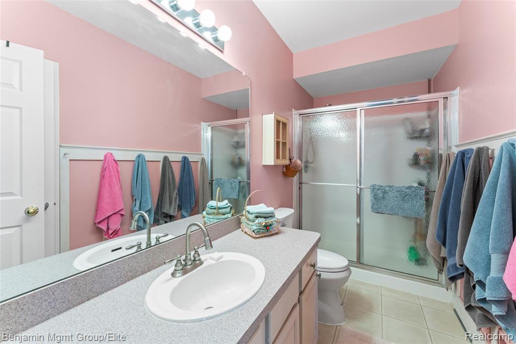 5380 Versailles Avenue, Brighton, MI 48116 — Photo 31