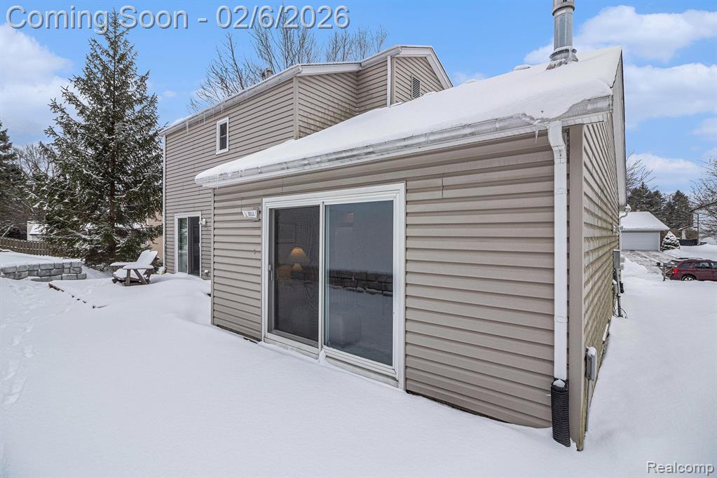 24516 Simmons Drive, Novi, MI — Photo 26