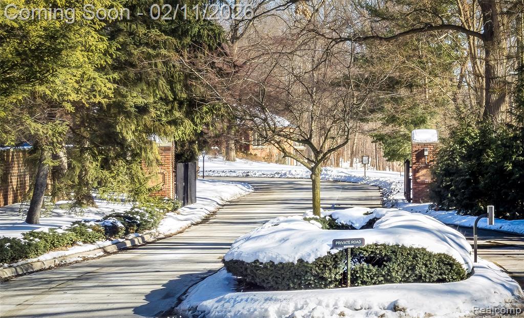 4024 Hidden Woods Drive, Bloomfield Hills, MI 48301 — Photo 34