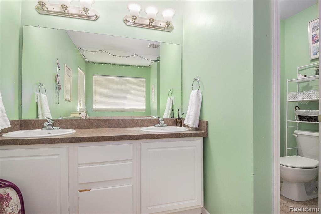 5304 Boomerang Circle, Newport, MI 48166 — Photo 17