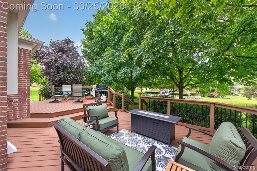 558 Sylvan Drive, Canton, MI 48188 — Photo 45