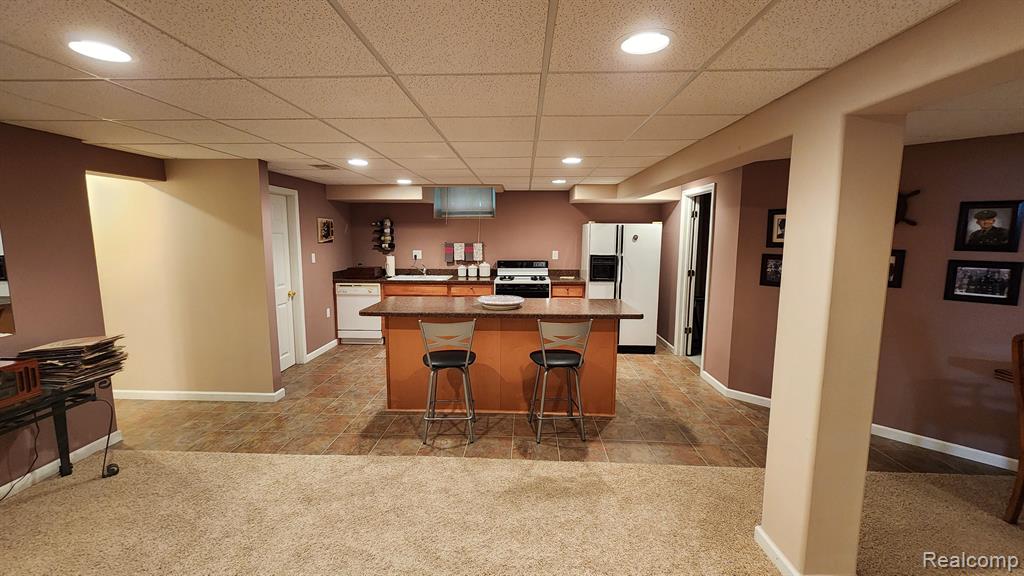 49828 SHELBY CREEK Drive, Shelby Twp, MI 48317 — Photo 47
