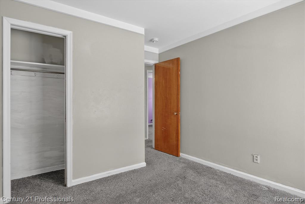 16786 Sprenger Avenue, Eastpointe, MI, 48021