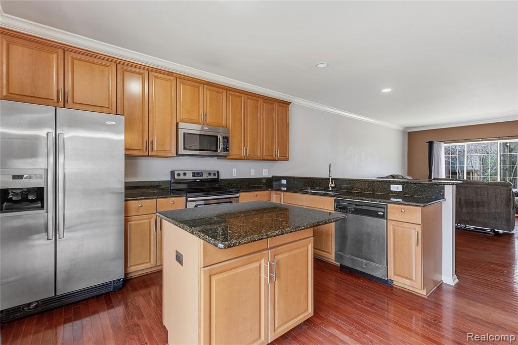 53106 Celtic Drive, Utica, MI 48315 — Photo 9