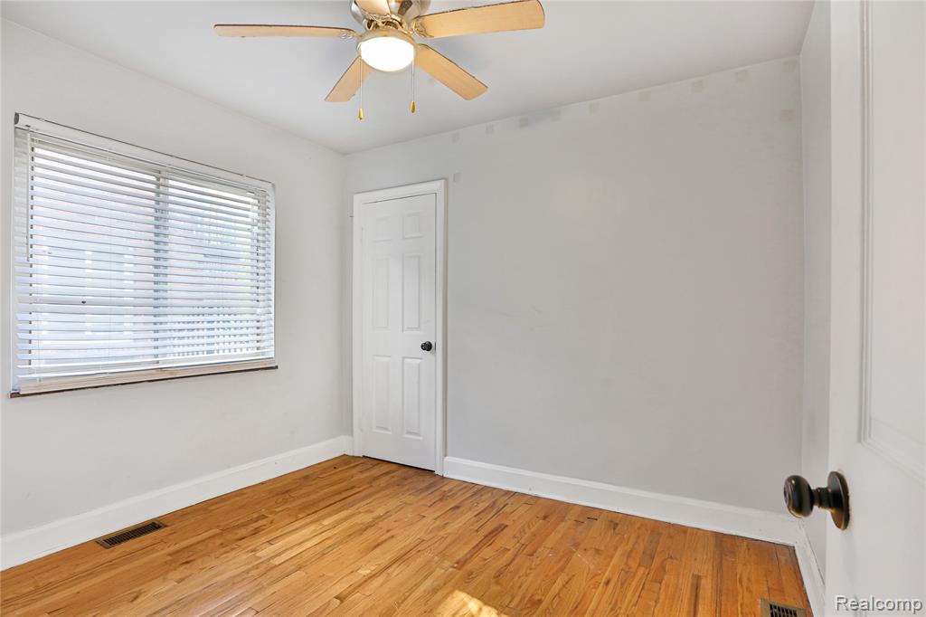4850 Grayton Street, Detroit, MI 48224 — Photo 13