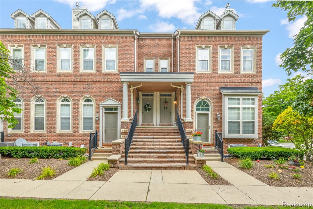 655 River Park Village Boulevard, Northville, MI 48167 — front exterior