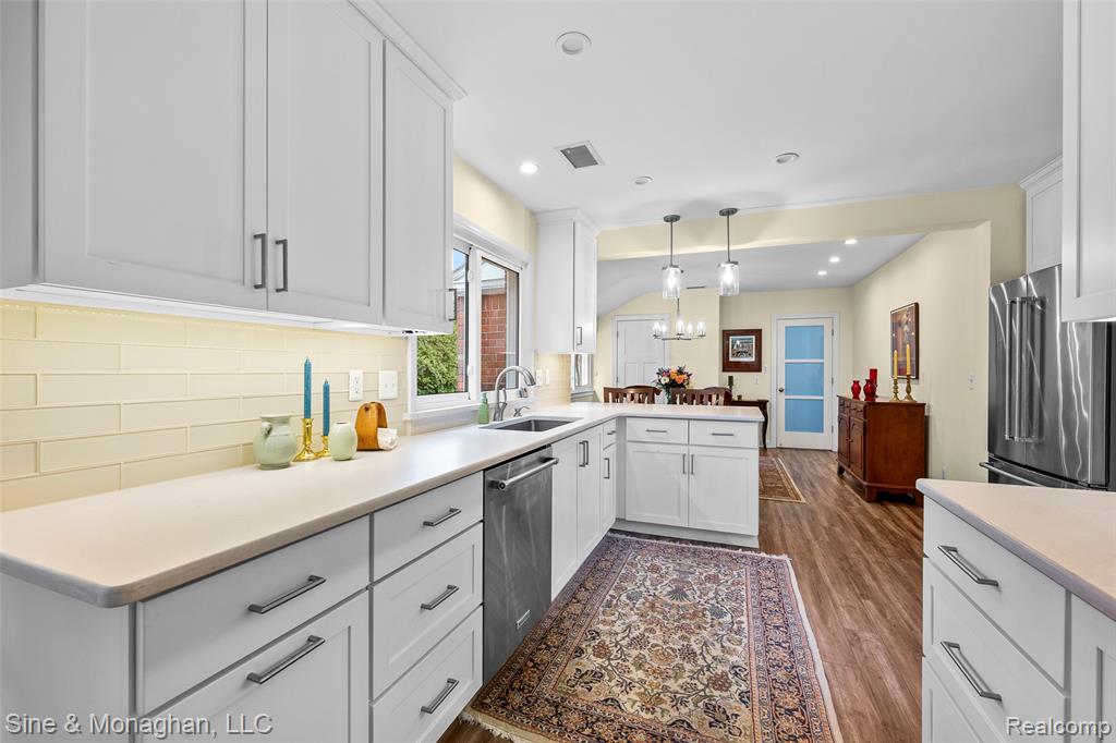 4128 Amherst Road, Royal Oak, MI 48073 — Photo 13