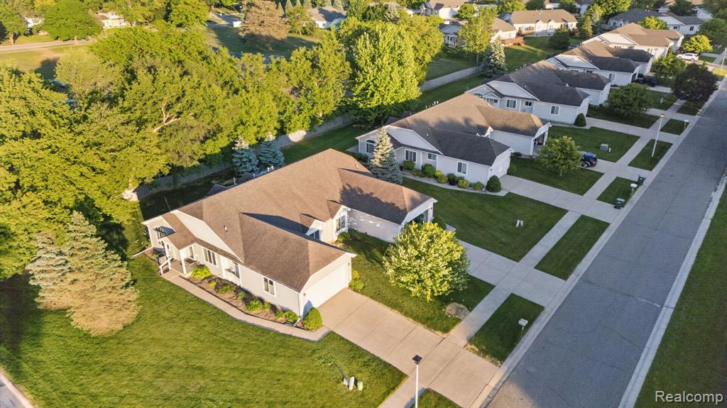 100 Aberdeen Drive, 36, Flushing, MI 48433 — Photo 49