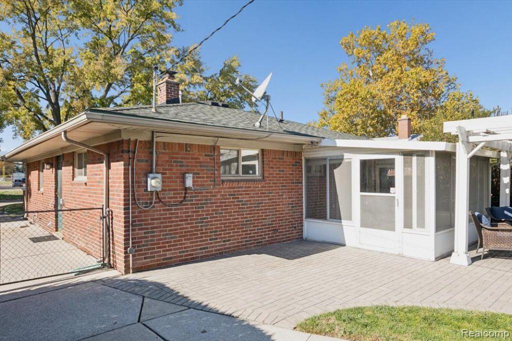 4943 Pardee Avenue, Dearborn Heights, MI 48125 — Photo 23